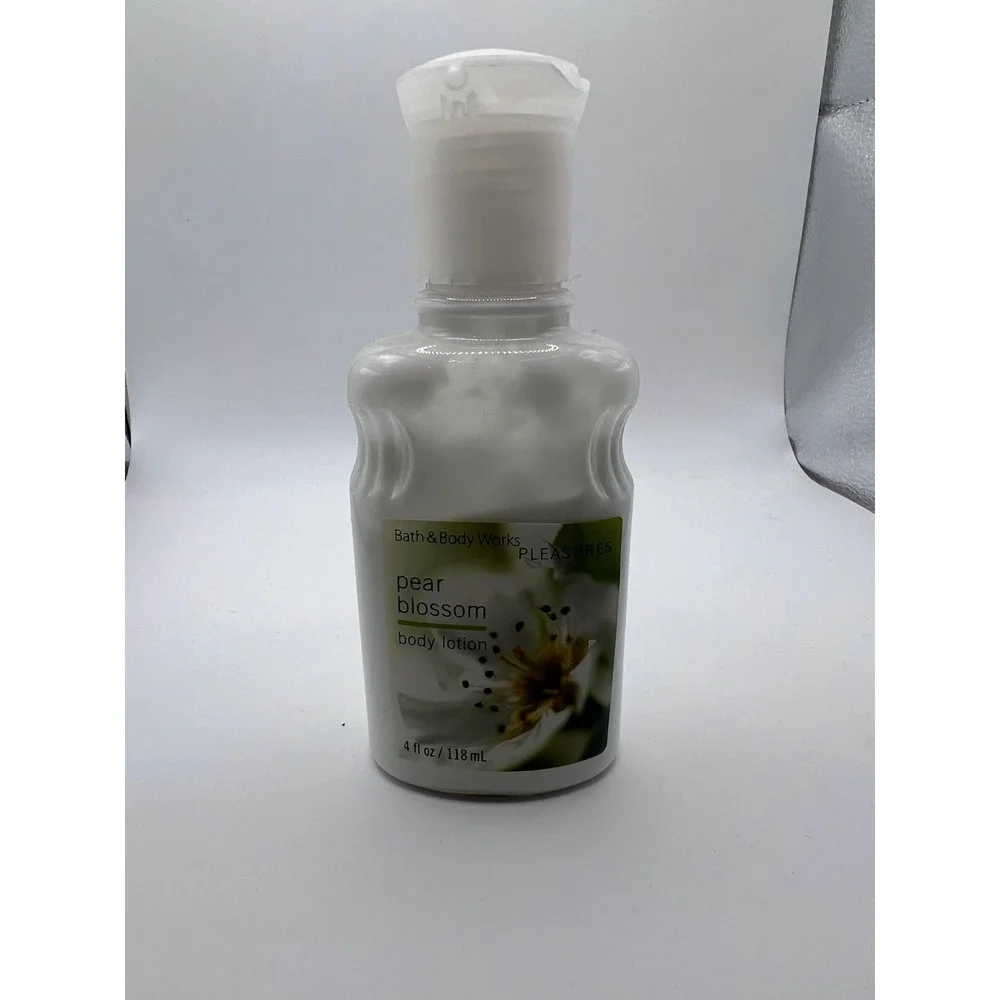 Bath‎ & Body Works Pleasure Pear Blossom Body Lotion 4fl Oz Travel Discontinued